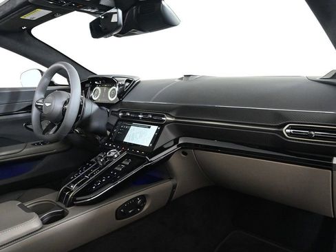 Used 2026 Aston Martin V8 Vantage S image 15