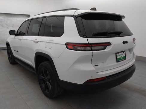 Used 2023 Jeep Grand Cherokee L Laredo image 5