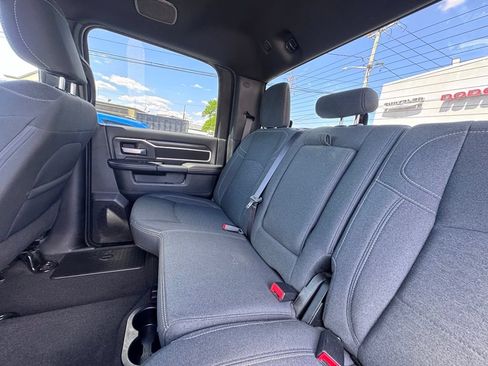 Used 2025 RAM 2500 Big Horn AWD/4WD image 18
