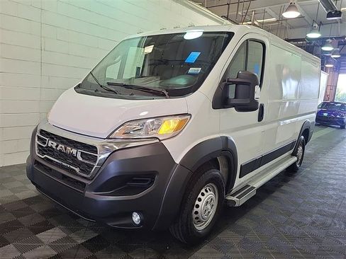 Used 2025 RAM ProMaster 2500 w/ U-Haul Equipment Group FWD image 4