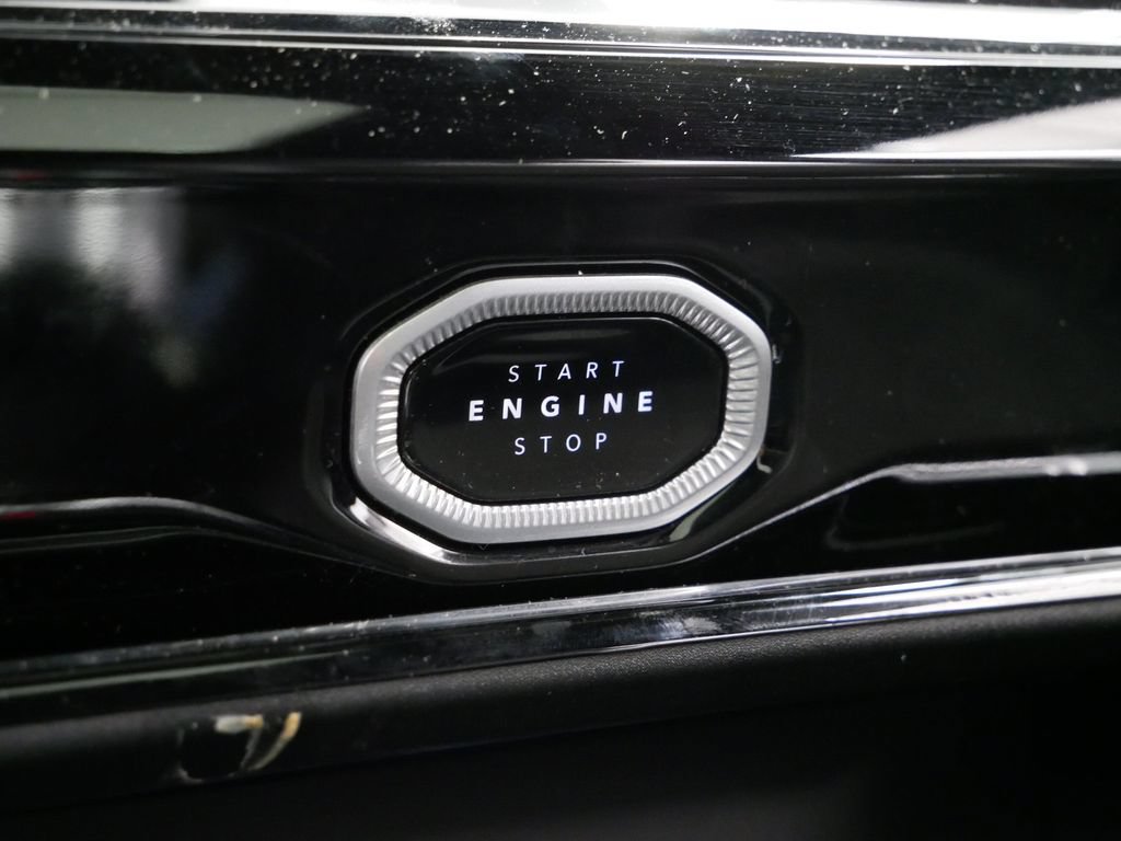 New 2026 Jeep Grand Cherokee Altitude AWD/4WD image 29