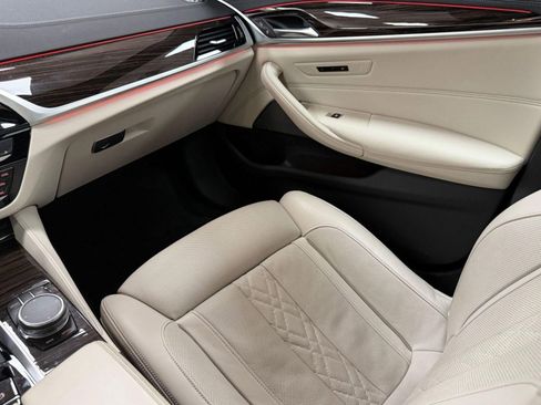 Certified 2023 BMW 540i xDrive w/ M Sport Package image 25