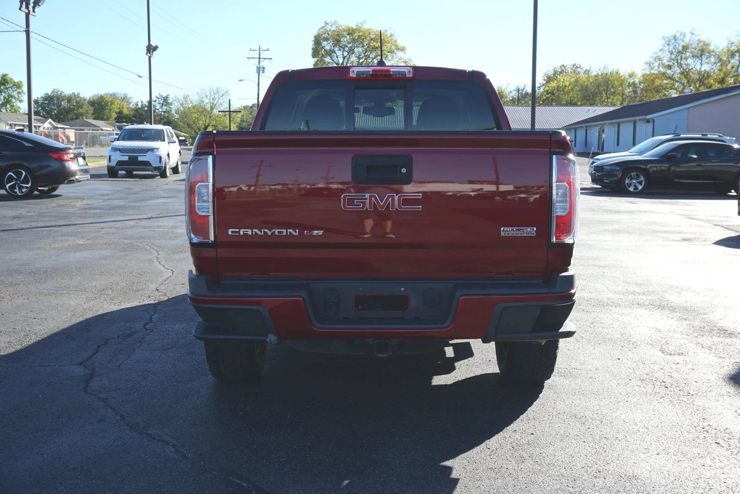 Used 2018 GMC Canyon All Terrain w/ Trailering Package AWD/4WD image 6