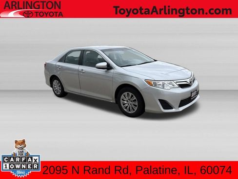 Used 2014 Toyota Camry LE FWD image 1