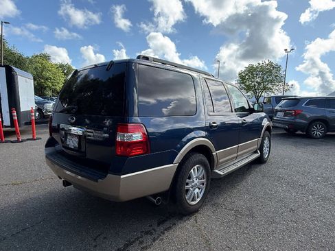 Used 2013 Ford Expedition XLT RWD image 5