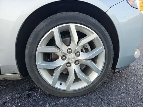 Used 2017 Chevrolet Impala Premier image 12