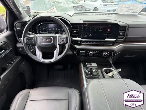 Used 2024 GMC Sierra 1500 SLT w/ SLT Premium Plus Package AWD/4WD image 12