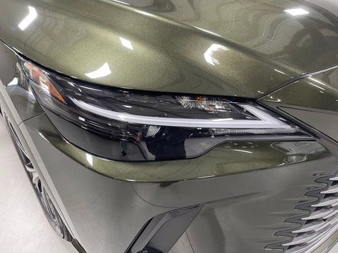 Used 2023 Lexus RX 350 Premium w/ Accessory Package AWD/4WD image 10