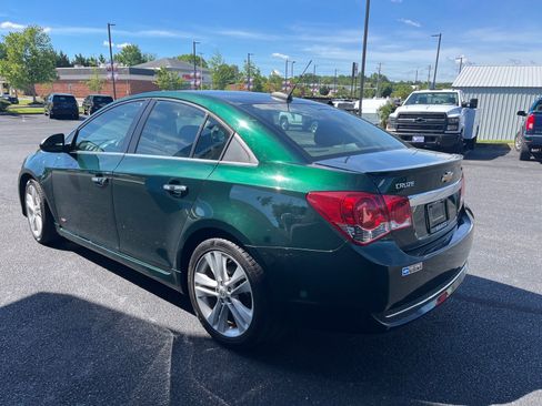 Used 2015 Chevrolet Cruze LTZ w/ Sun, Sound and Sport Package FWD image 8