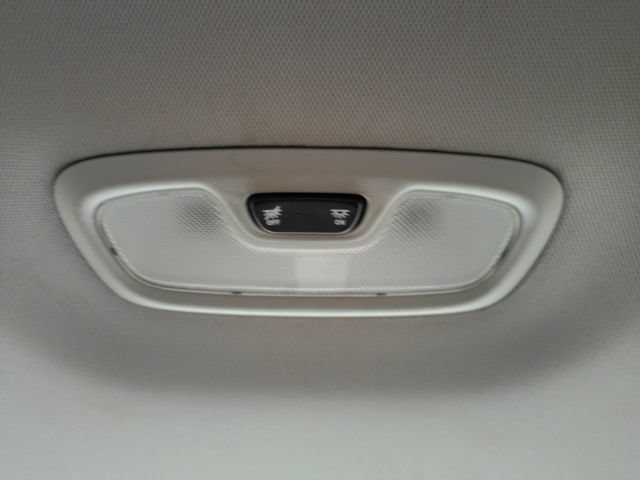 Used 2026 Chevrolet Trax LT w/ Sunroof Package FWD image 27
