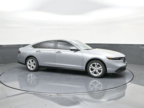 New 2025 Honda Accord LX image 13