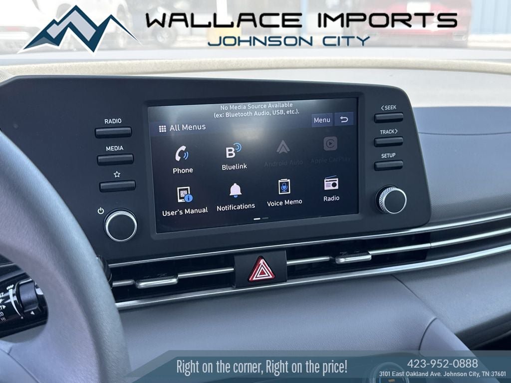 Used 2023 Hyundai Elantra SEL w/ Cargo Package FWD image 22