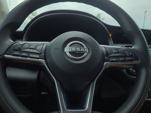 Certified 2024 Nissan Kicks SV FWD image 25