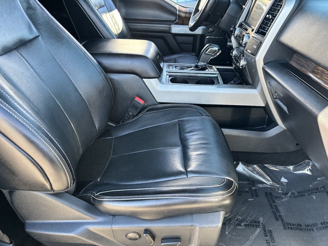 Used 2019 Ford F150 Lariat w/ Equipment Group 502A Luxury AWD/4WD image 9