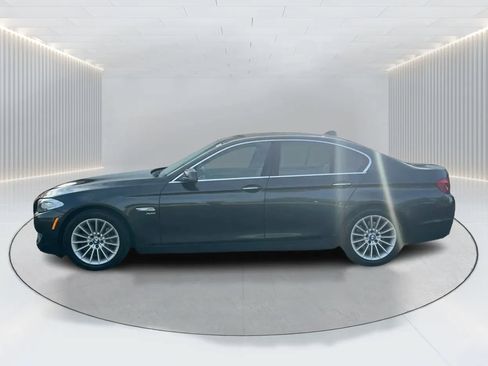 Used 2011 BMW 535i xDrive Sedan AWD/4WD image 9