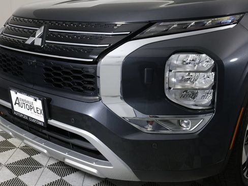 Used 2024 Mitsubishi Outlander SE AWD/4WD image 38