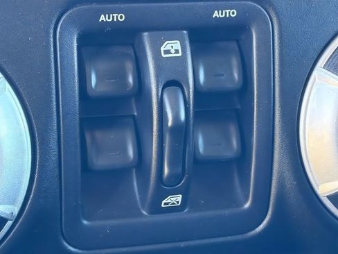 Used 2016 Jeep Wrangler Unlimited Rubicon AWD/4WD image 26