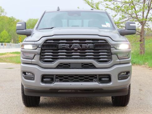 New 2026 RAM 2500 Big Horn AWD/4WD image 21