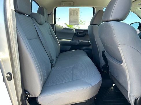 Used 2021 Toyota Tacoma SR5 w/ SR5 Appearance Package (SM) RWD image 23