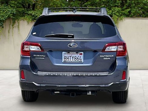 Used 2017 Subaru Outback 3.6R Limited AWD/4WD image 6