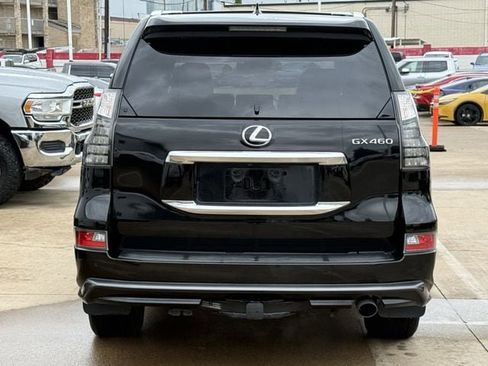 Used 2023 Lexus GX 460 Premium w/ Accessory Package AWD/4WD image 5