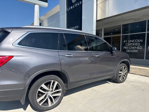 Used 2017 Honda Pilot Elite image 21