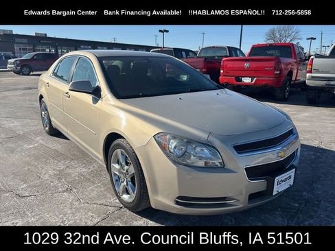 Used 2010 Chevrolet Malibu LT w/ Power Convenience Package image 2