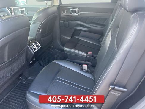 Used 2023 Kia Sorento SX AWD/4WD image 9
