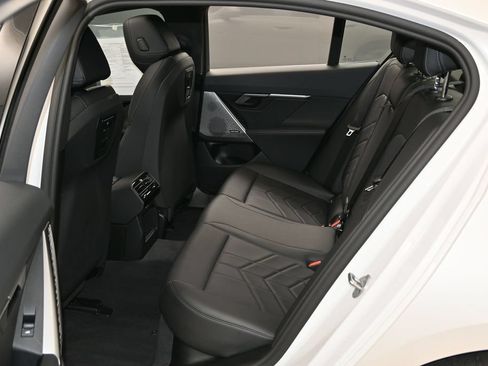 Used 2025 BMW 530i RWD image 35