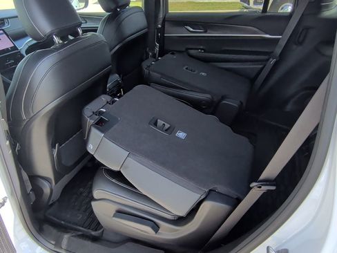 New 2025 Jeep Grand Cherokee L Limited image 46