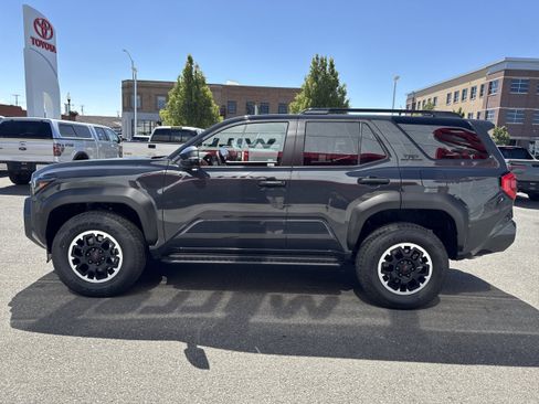 Used 2026 Toyota 4Runner TRD Off-Road Premium AWD/4WD image 6