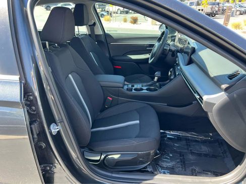 Certified 2026 Hyundai Sonata SE FWD image 17