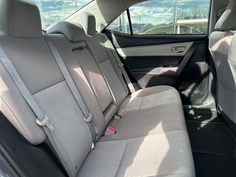 Used 2016 Toyota Corolla LE image 12