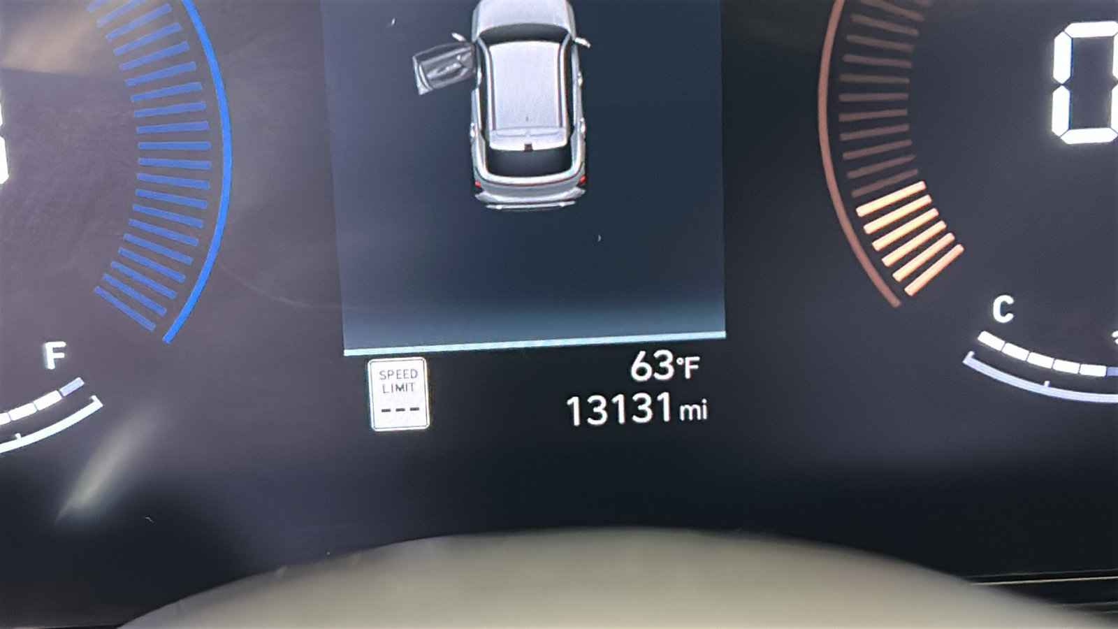 Used 2024 Hyundai Kona SEL FWD image 23