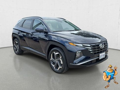 Certified 2023 Hyundai Tucson SEL AWD/4WD image 3