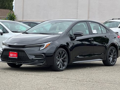 New 2026 Toyota Corolla SE FWD image 2