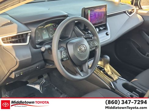 Used 2024 Toyota Corolla LE AWD/4WD image 16