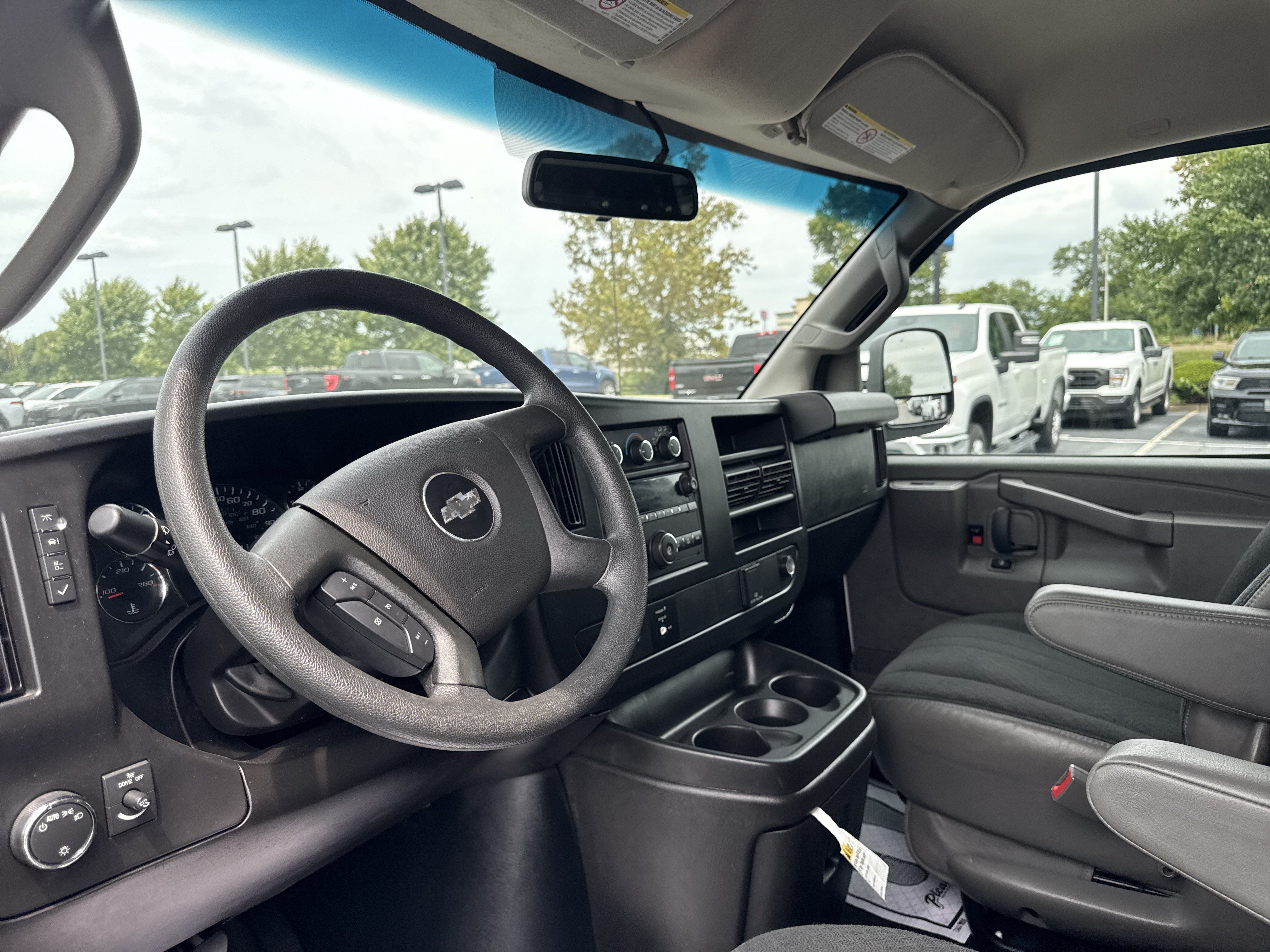 Used 2024 Chevrolet Express 2500 w/ Driver Convenience Package RWD image 19