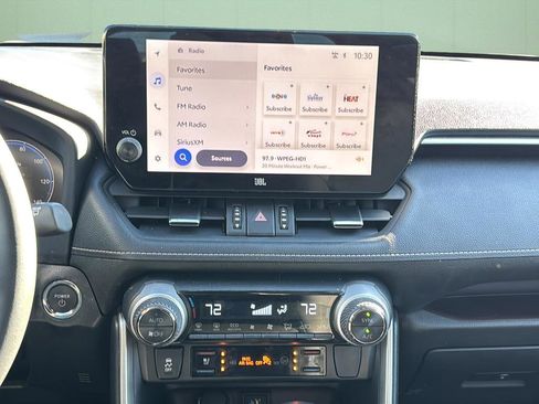 Used 2025 Toyota RAV4 Limited image 24