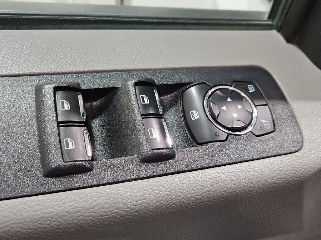 Used 2019 Ford F150 XLT w/ Equipment Group 302A Luxury AWD/4WD image 13