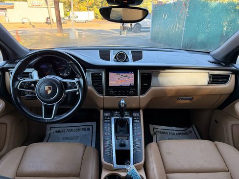 Used 2017 Porsche Macan GTS image 31