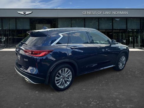 Used 2023 INFINITI QX50 Luxe FWD image 5