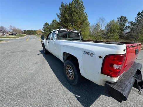 Used 2011 Chevrolet Silverado 3500 W/T image 15