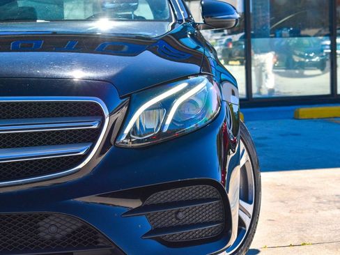 Used 2019 Mercedes-Benz E 300 4MATIC w/ Convenience Package image 3
