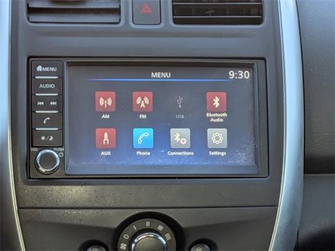 Used 2019 Nissan Versa SV image 17