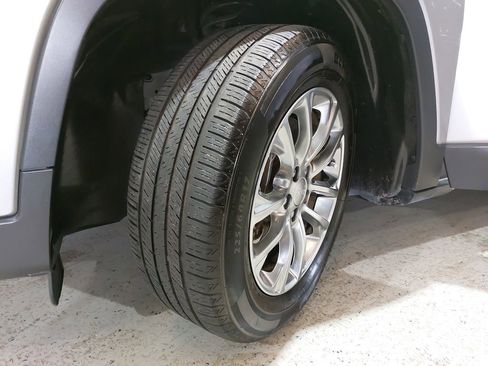 Used 2021 Jeep Cherokee Latitude Lux image 34