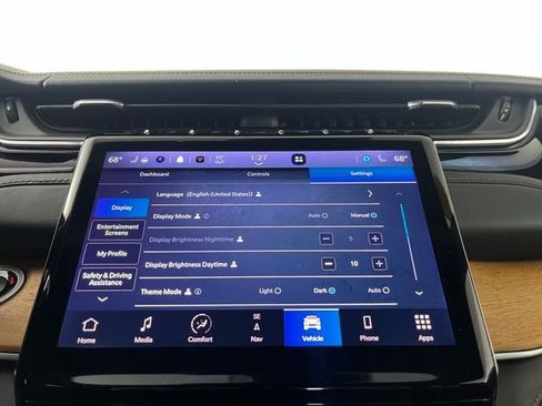 Used 2023 Jeep Grand Cherokee Summit image 32