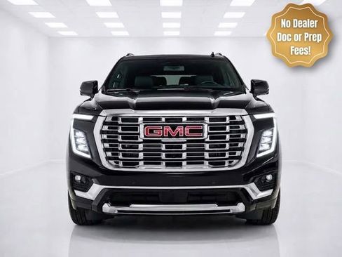 Used 2026 GMC Yukon Denali w/ Sun & Power Step Package AWD/4WD image 1