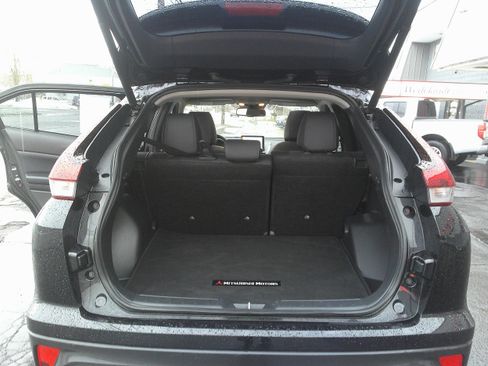 Used 2025 Mitsubishi Eclipse Cross AWD image 19