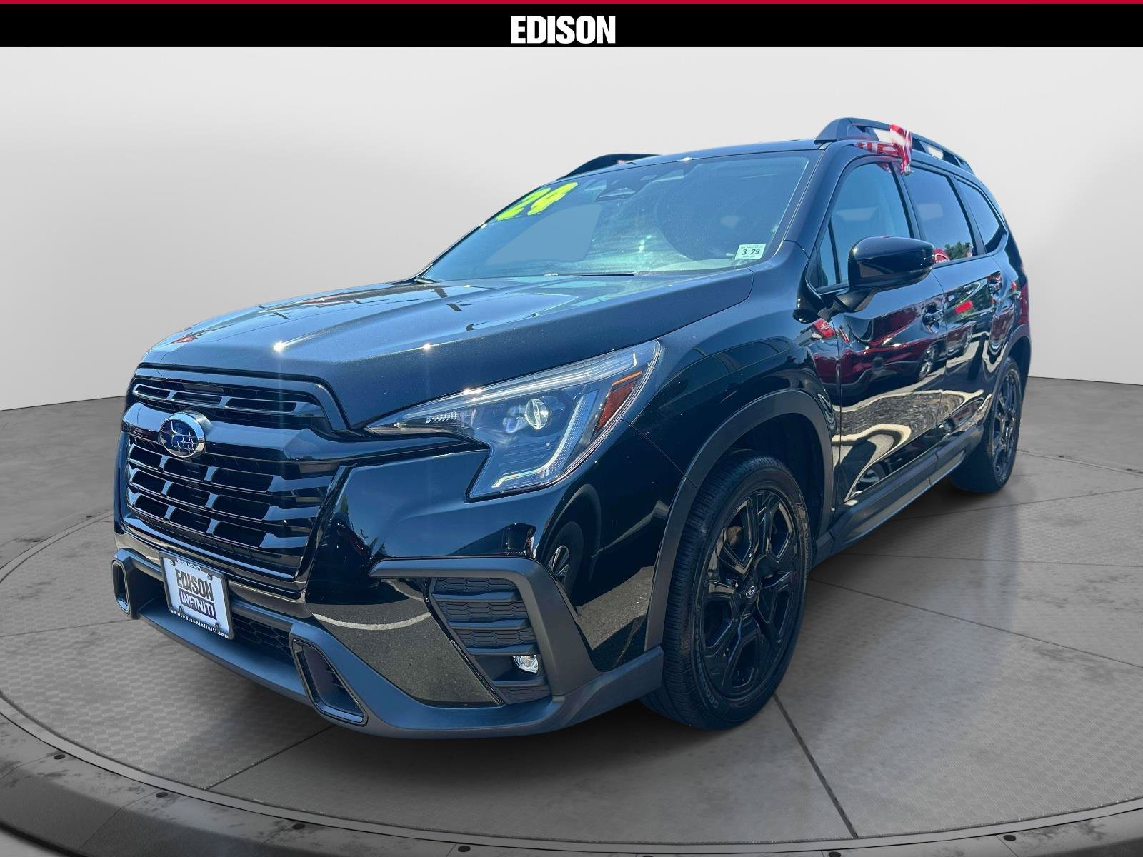 Used 2024 Subaru Ascent Onyx Edition AWD/4WD image 2